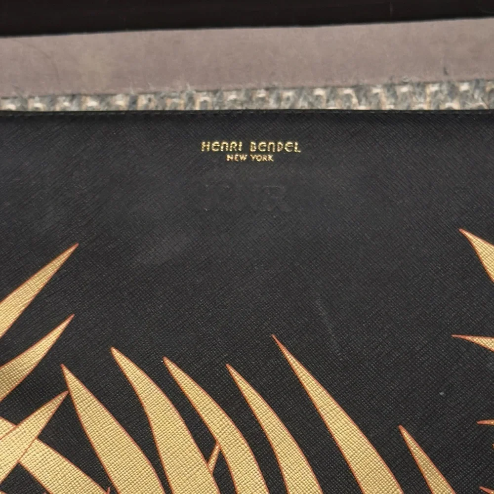 Henri Bendel Black and Gold Laptop Leaf Case 14 (w) x 9.8 Inches Wide